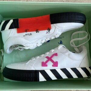 Off White Sneakers